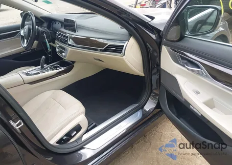 2016 BMW 740I из США, поврежденный, VIN WBA7E2C52GG547949